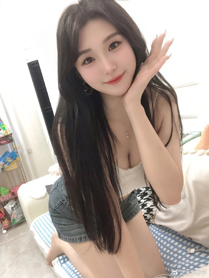 与凤行 封面